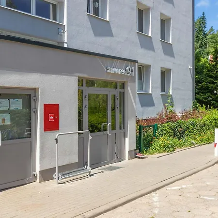 Cozy With Balcony Near The Forest In By Renters * Sopot