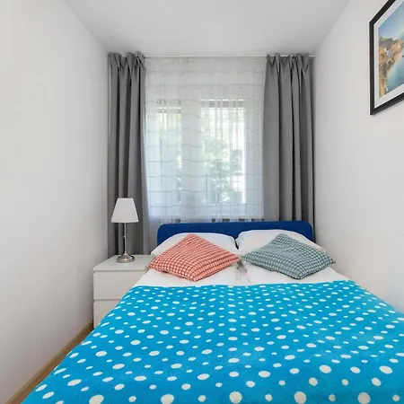 Apartment Cozy With Balcony Near The Forest In By Renters *